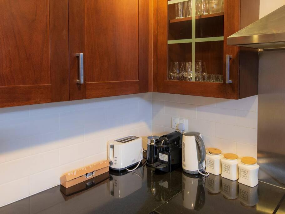 First Class 2Br With Full Burj Khalifa And Fountain View Dubai Ngoại thất bức ảnh
