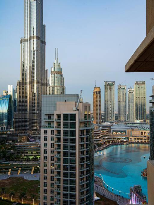 First Class 2Br With Full Burj Khalifa And Fountain View Dubai Ngoại thất bức ảnh