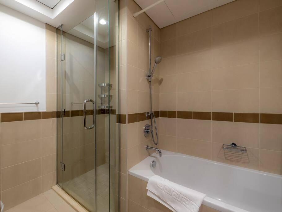 First Class 2Br With Full Burj Khalifa And Fountain View Dubai Ngoại thất bức ảnh