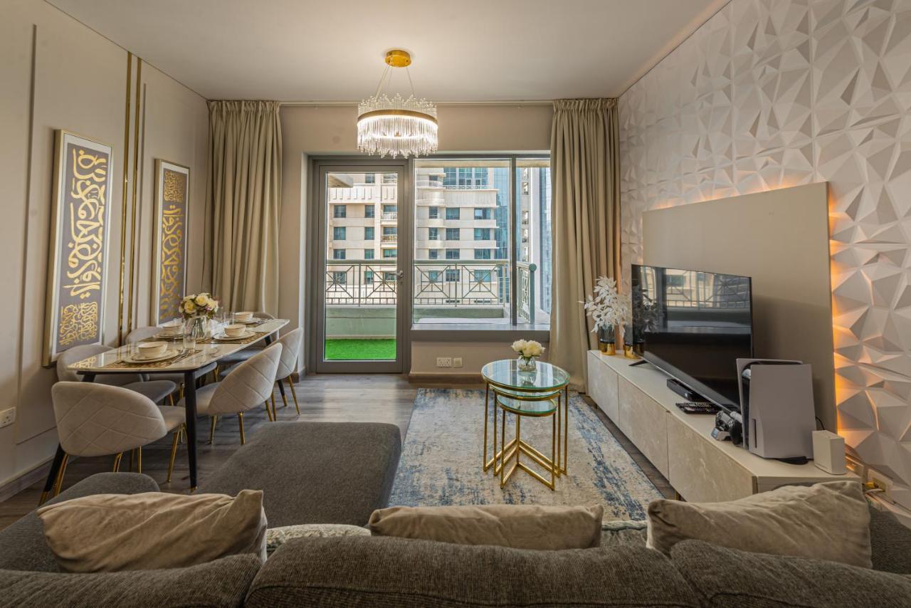 First Class 2Br With Full Burj Khalifa And Fountain View Dubai Ngoại thất bức ảnh