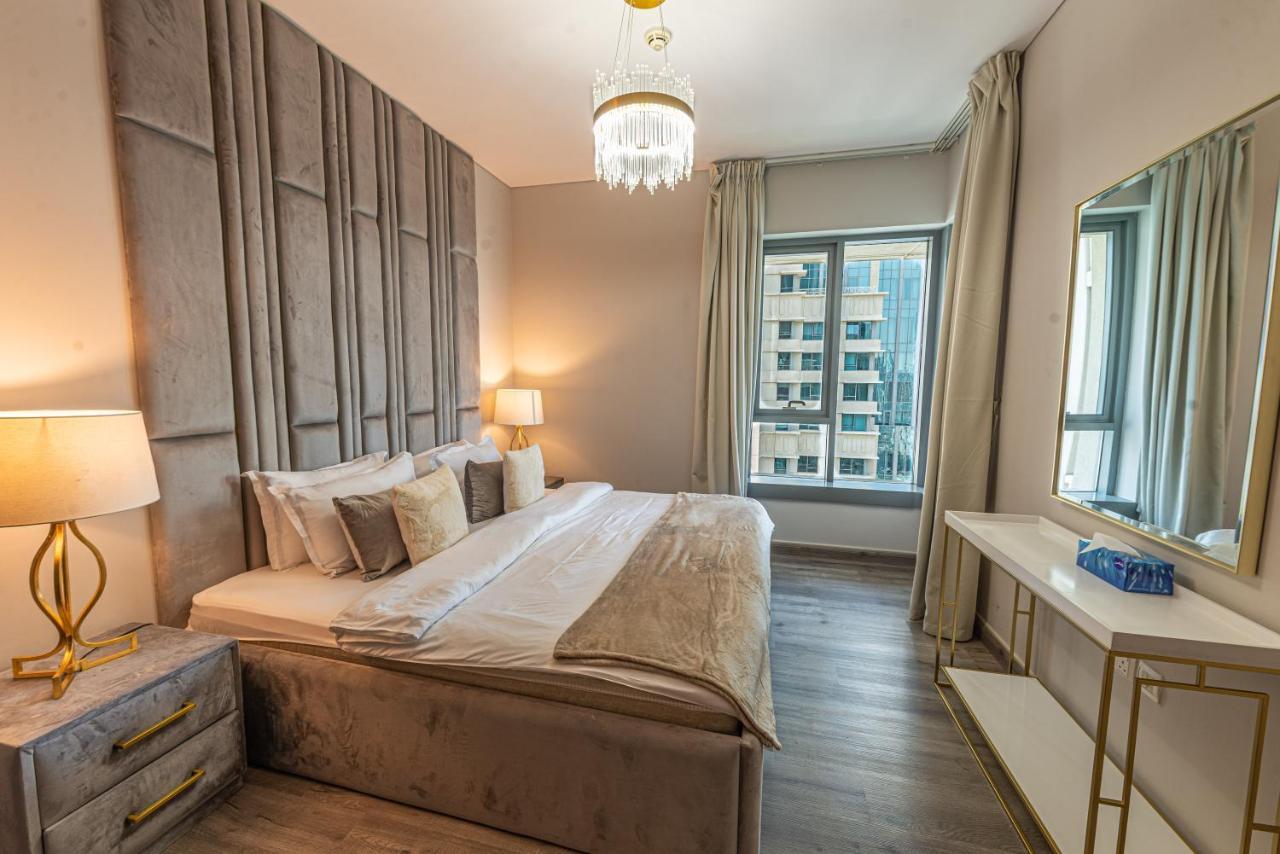 First Class 2Br With Full Burj Khalifa And Fountain View Dubai Ngoại thất bức ảnh