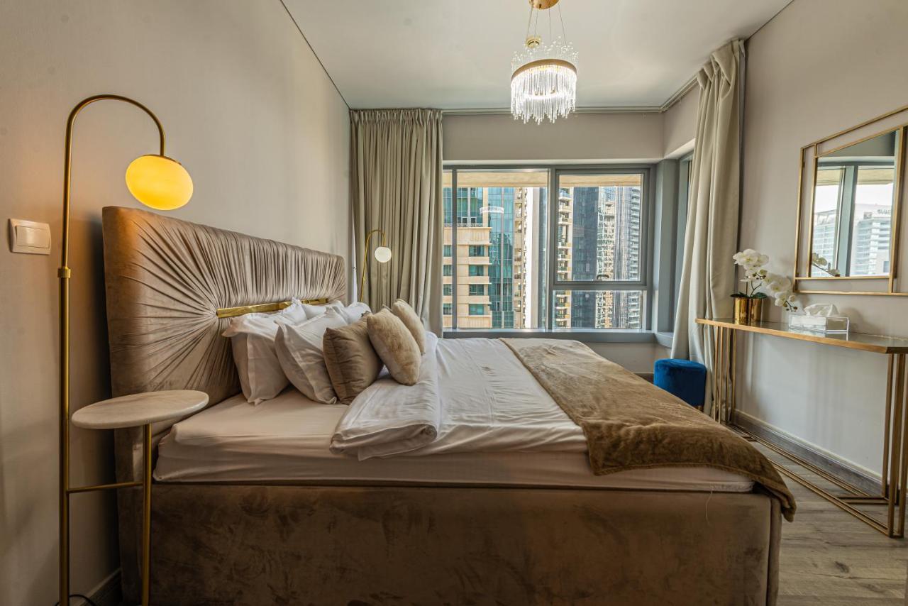 First Class 2Br With Full Burj Khalifa And Fountain View Dubai Ngoại thất bức ảnh
